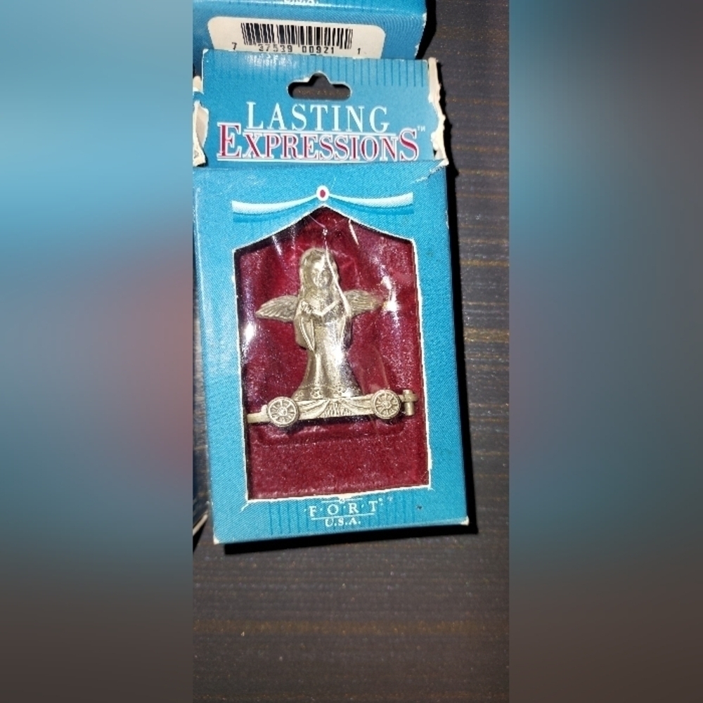 Lasting Expressions - Pewter train set - Picture 3 of 10